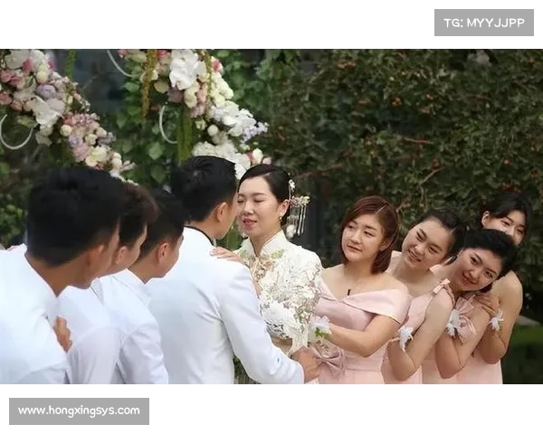 【体育明星日常】李晓霞大婚成国乒盛会 邓肯为家乡赈灾尽心尽力 【体育明星日常】李晓霞大婚成国乒盛会 邓肯为家乡赈灾尽心尽力